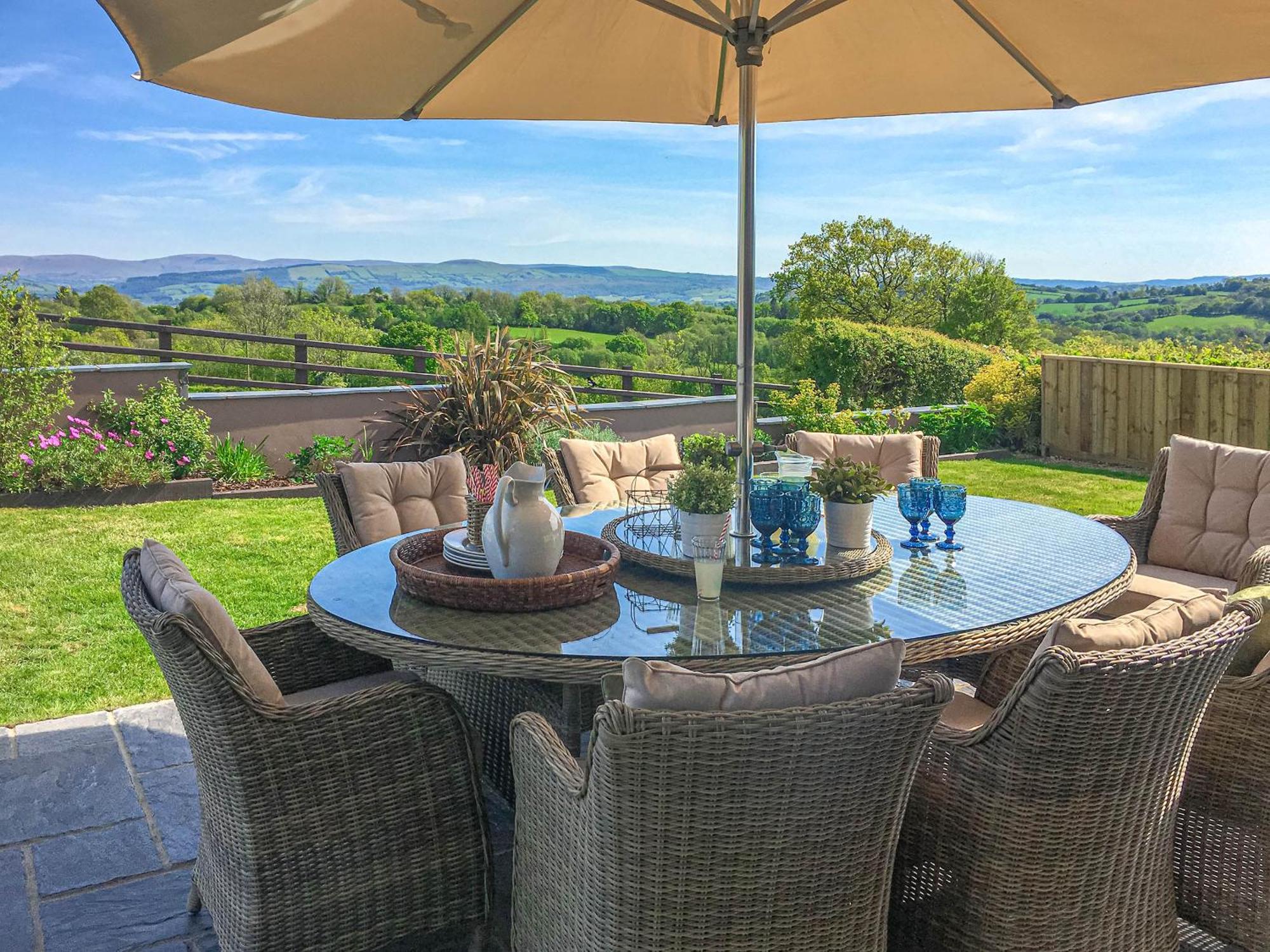 Maes Y Bryn Farmhouse Llanwrda Kültér fotó