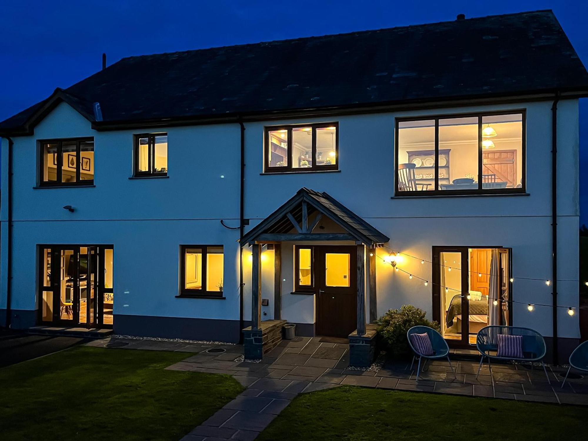 Maes Y Bryn Farmhouse Llanwrda Kültér fotó