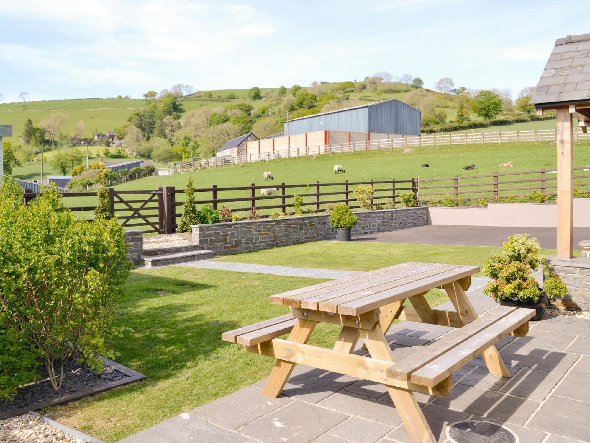Maes Y Bryn Farmhouse Llanwrda Kültér fotó